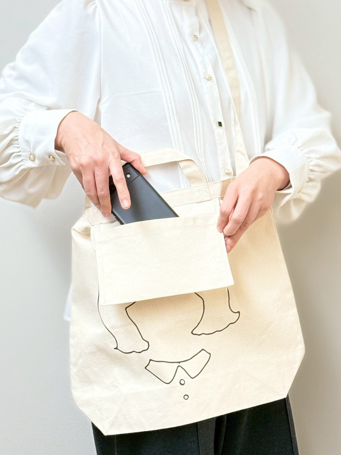 03. Frenesi tote bag